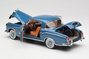 Mercedes 220 SE W128 Bleu Sun Star 1:18 3561 Métal Moulé — image 5 sur 8