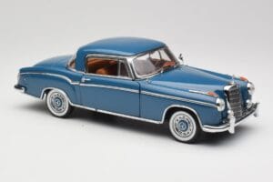 Mercedes 220 SE W128 Bleu Sun Star 1:18 3561 Métal Moulé — image 6 sur 8