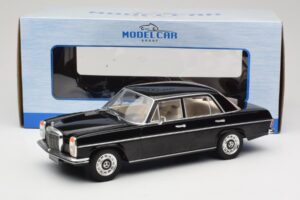 Mercedes 220D W115 Noir MCG 1:18 MCG18117 Métal Moulé — image 6 sur 6