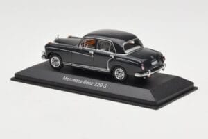 Mercedes 220S W180 Gris Clair Minichamps 1:43 B66040534 Métal Moulé — image 3 sur 4