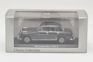Mercedes 220S W180 Gris Clair Minichamps 1:43 B66040534 Métal Moulé — image 4 sur 4