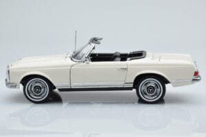 Mercedes 230 SL W113 Pagoda Blanc Édition Limitée Norev 1:18 183768 Métal Moulé — image 4 sur 9