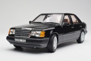 Mercedes 230E W124 AMG Wheels Noir Édition Limitée Norev 1:18 183950 Métal Moulé — image 9 sur 12