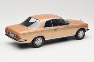 Mercedes 280 CE C123 Or Norev 1:18 183587 Métal Moulé — image 2 sur 6