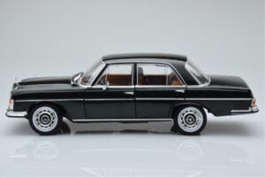 Mercedes 280 SE W108 Vert Norev 1:18 183935 Métal Moulé — image 4 sur 8