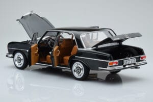 Mercedes 280 SE W108 Vert Norev 1:18 183935 Métal Moulé — image 5 sur 8