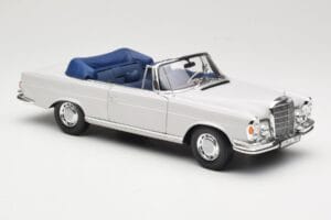 Mercedes 280 SE W111 Cabriolet Gris Clair Norev 1:18 183530 Métal Moulé — image 6 sur 8