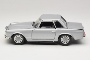 Mercedes 280 SL W113 Berlina Argent Techno Giodi 1:18 F14051030 Métal Moulé — image 4 sur 8