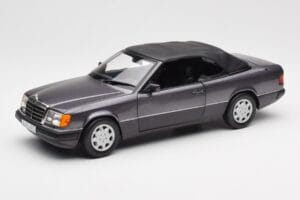 Mercedes 300 CE-24 W124 Cabriolet Violet Metallic Norev 1:18 183567 Métal Moulé — image 3 sur 10
