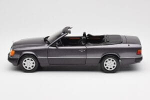 Mercedes 300 CE-24 W124 Cabriolet Violet Metallic Norev 1:18 183567 Métal Moulé — image 6 sur 10