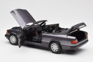 Mercedes 300 CE-24 W124 Cabriolet Violet Metallic Norev 1:18 183567 Métal Moulé — image 7 sur 10
