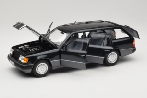 Mercedes 300 D W124 Break Noir Norev 1:18 183960 Métal Moulé — image 2 sur 8