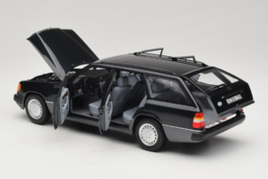Mercedes 300 D W124 Break Noir Norev 1:18 183960 Métal Moulé — image 5 sur 8
