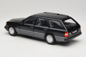 Mercedes 300 D W124 Break Noir Norev 1:18 183960 Métal Moulé — image 7 sur 8
