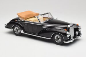 Mercedes 300 SC W188 Cabriolet Noir KK-Scale 1:18 KKDC180941 Métal Moulé — image 4 sur 6