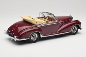 Mercedes 300 SC W188 Cabriolet Rouge Foncé KK-Scale 1:18 KKDC180942 Métal Moulé — image 2 sur 6