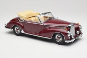 Mercedes 300 SC W188 Cabriolet Rouge Foncé KK-Scale 1:18 KKDC180942 Métal Moulé — image 4 sur 6