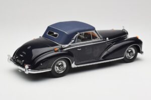 Mercedes 300 SC W188 Cabriolet Softtop Bleu Foncé KK-Scale 1:18 KKDC180944 Métal Moulé — image 2 sur 6