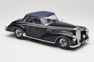 Mercedes 300 SC W188 Cabriolet Softtop Bleu Foncé KK-Scale 1:18 KKDC180944 Métal Moulé — image 4 sur 6