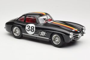 Mercedes 300 SL #38 1954 Bburago 1:18 3015-M1 Métal Moulé — image 6 sur 8