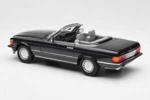 Mercedes 300 SL R107 Noir Pearl Édition Concessionnaire Norev 1:18 B66040678 Métal Moulé — image 9 sur 10