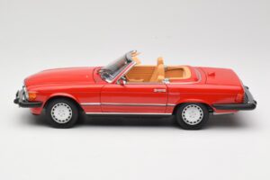 Mercedes 300 SL R107 Rouge Norev 1:18 B66040623 Métal Moulé — image 4 sur 8