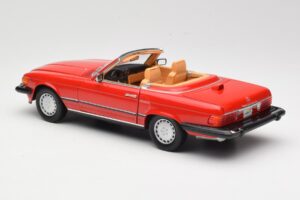Mercedes 300 SL R107 Rouge Norev 1:18 B66040623 Métal Moulé — image 7 sur 8
