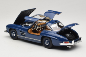 Mercedes 300 SL W198 Bleu Norev 1:18 183852 Métal Moulé — image 5 sur 8