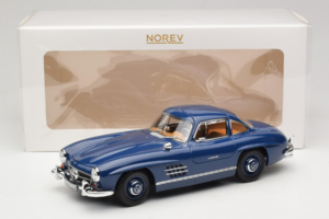 Mercedes 300 SL W198 Bleu Norev 1:18 183852 Métal Moulé — image 8 sur 8