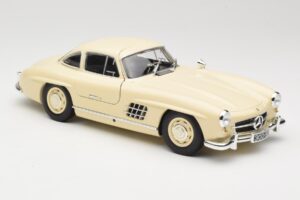 Mercedes 300 SL W198 Crème Minichamps 1:18 110037212 Métal Moulé — image 6 sur 8