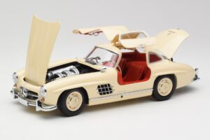 Mercedes 300 SL W198 Crème Avec Intérieur Rouge Minichamps 1:18 180039002 Métal Moulé — image 2 sur 8