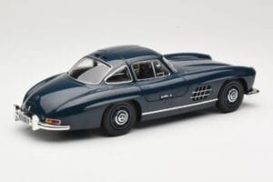 Mercedes 300 SL W198 Gullwing Bleu Foncé Minichamps 1:18 110037216 Métal Moulé — image 3 sur 8