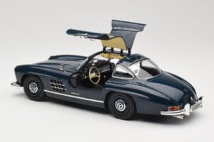 Mercedes 300 SL W198 Gullwing Bleu Foncé Minichamps 1:18 110037216 Métal Moulé — image 5 sur 8