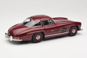 Mercedes 300 SL W198 Gullwing Rouge Foncé Minichamps 1:18 110037218 Métal Moulé — image 3 sur 8