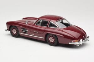 Mercedes 300 SL W198 Gullwing Rouge Foncé Minichamps 1:18 110037218 Métal Moulé — image 7 sur 8