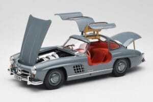 Mercedes 300 SL W198 Graphite Gris Minichamps 1:18 180039005 Métal Moulé — image 2 sur 8