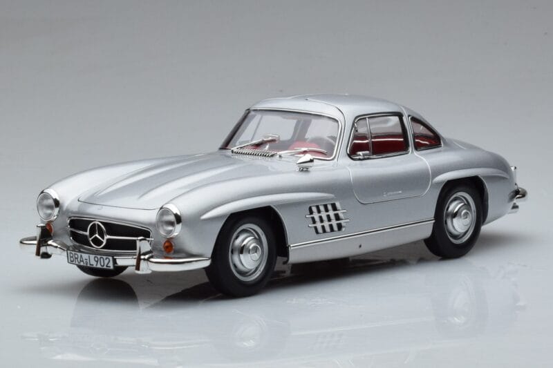 Mercedes 300 SL W198 Gullwing Norev 1:18 183850 Métal Moulé