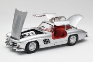 Mercedes 300 SL W198 Gullwing Argent Minichamps 1:18 180039000 Métal Moulé — image 2 sur 8