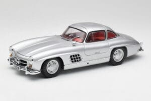 Mercedes 300 SL W198 Gullwing Argent Minichamps 1:18 180039000 Métal Moulé