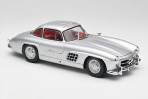 Mercedes 300 SL W198 Gullwing Argent Minichamps 1:18 180039000 Métal Moulé — image 6 sur 8