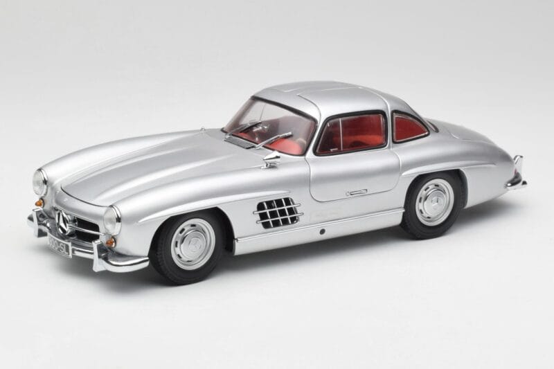 Mercedes 300 SL W198 Gullwing Argent Minichamps 1:18 180039000 Métal Moulé