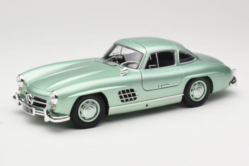 Mercedes 300 SL W198 Gullwing Light Green Metallic Minichamps 1:18 110037221 Métal Moulé