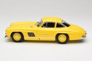 Mercedes 300 SL W198 Jaune Clair Minichamps 1:18 180039009 Métal Moulé — image 4 sur 8