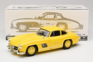 Mercedes 300 SL W198 Jaune Clair Minichamps 1:18 180039009 Métal Moulé — image 8 sur 8