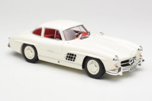 Mercedes 300 SL W198 Blanc Minichamps 1:18 180039006 Métal Moulé — image 6 sur 8