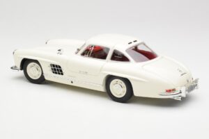 Mercedes 300 SL W198 Blanc Minichamps 1:18 180039006 Métal Moulé — image 7 sur 8