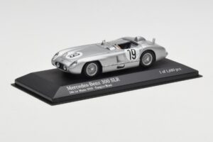 Mercedes 300 SLR #19 P. Levegh / J. Fitch 24 Hours of Le Mans 1955 Minichamps 1:43 432553000 Métal Moulé — image 2 sur 4