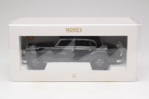 Mercedes 300 W186 Konrad Adenauer Norev 1:18 183707 Métal Moulé — image 9 sur 9