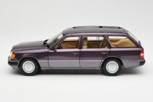 Mercedes 300D S124 T-Model Bornit Édition Concessionnaire Norev 1:18 B66040701 Métal Moulé — image 4 sur 8