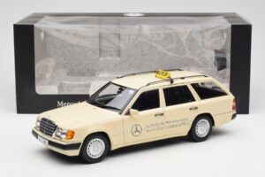 Mercedes 300D S124 T-Model Ivoire Clair Taxi Édition Concessionnaire Norev 1:18 B66040702 Métal Moulé